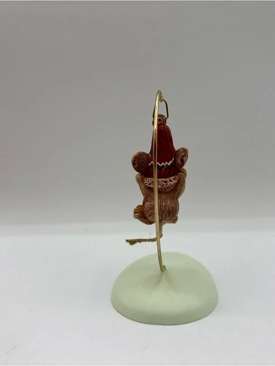 Hallmark Keepsake 1985 Vintage Merry Mouse Handcrafted Ornament - Picture 5 of 12